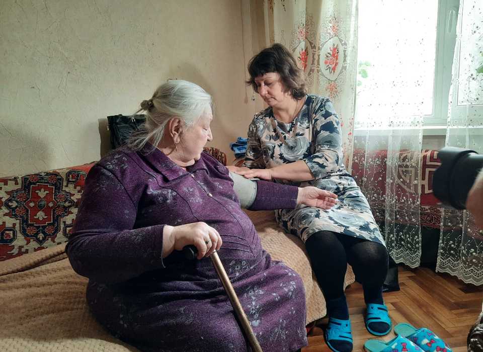 3000 пожилых жителей Волгоградской области обрели персональных помощников